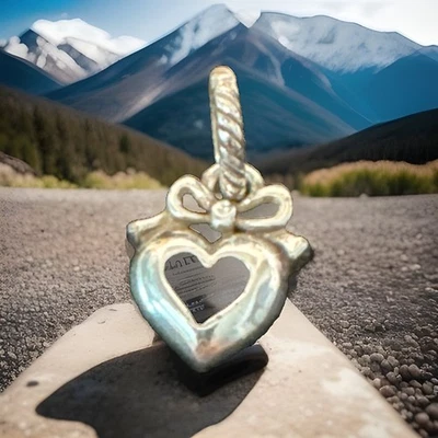 Dije Brighton HEART BOW Nuevo sin Etiquetas Raro Encontrar Nuevo! Foto 1 de 2