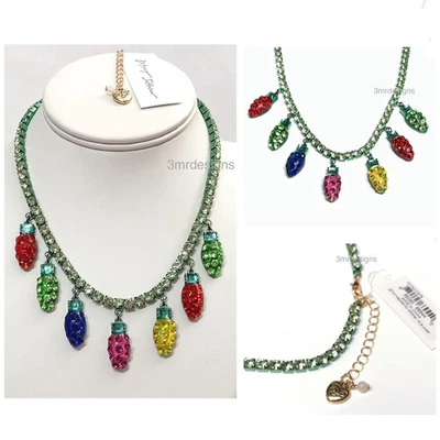 Colar de tênis Betsey Johnson JINGLE BELL LUZ DE NATAL pedras de vidro novo com etiquetas - Imagem 1 de 4