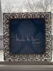 NICOLE MILLER HOME SILBER METALL SPITZE BILDER FOTORAHMEN QUADRATISCH 4” X 4” NEU - Bild 1 von 13