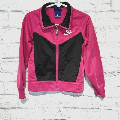 Jaqueta de atletismo Nike feminina, preta e rosa com zíper completo, infantil tamanho 5 - Imagem 1 de 4