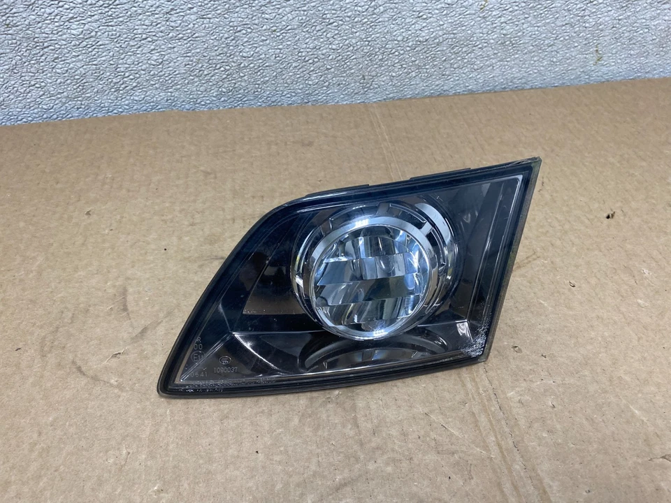 2006-2008 Infiniti FX35 FX45 Right Passenger Black Inner Tail Light OEM V1026 DW - Image 1 of 4