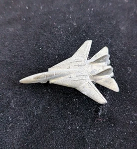 Vintage TOOTSIETOY F-14 Druckguss Metall KAMPFJET ~ Militärflugzeug ~ 2" L - Bild 1 von 7