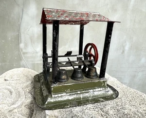 Märklin antikes Dampfmaschinenzubehör Blech Glockenrahmen Germany um 1920 - Bild 1 von 10