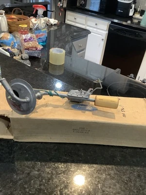 Unidad de envío de tanque de gasolina Ford Falcon 1968 como nuevo C8DZ-9275-E  Foto 1 de 4