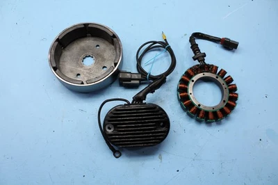 1470 04 REGULADOR DE VOLTAJE ESTATOR MAGNÉTICO ROTOR HARLEY-DAVIDSON SOFTAIL FXSTB  Foto 1 de 4