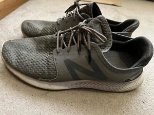 Comfy Mens New Balance Green Khaki Trainers size 9 - Picture 1 of 9