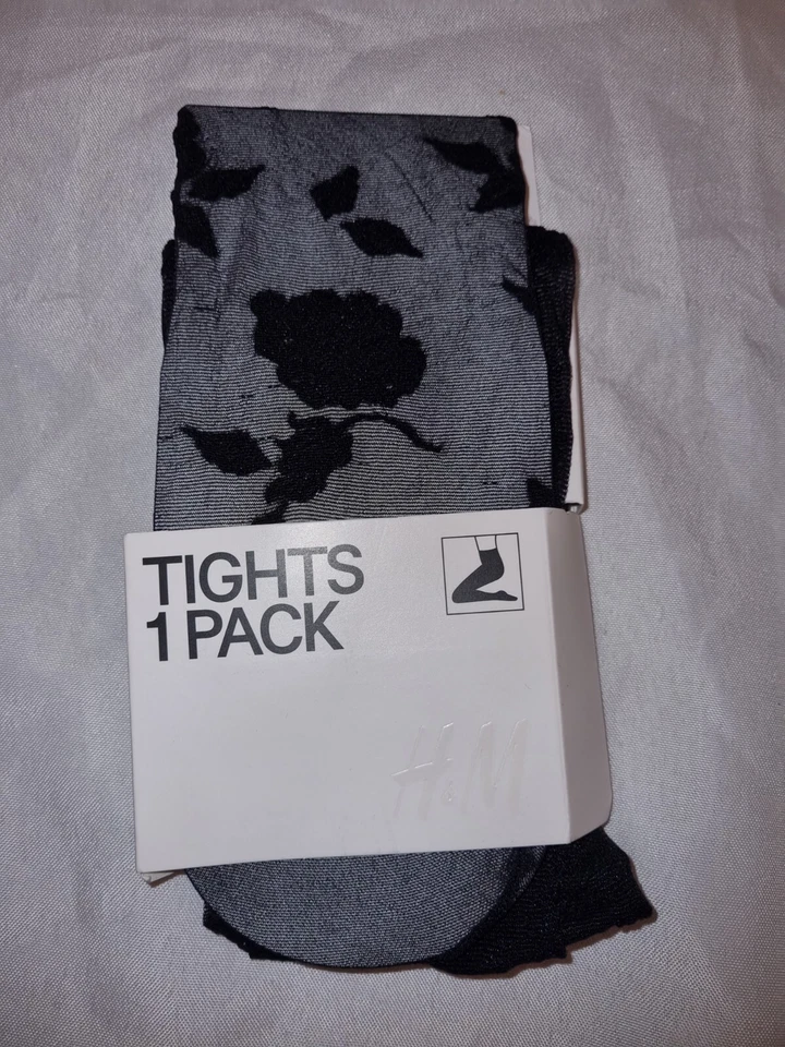 Nuevas con etiquetas Preciosas Medias Negras Florales H&M Damas Talla Grande (TV) Foto 1 de 1