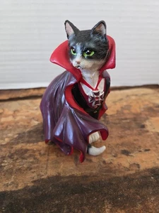 The Hamilton Collection Halloween "Count Cat-ula" Vampire Cat Figurine - Picture 1 of 6