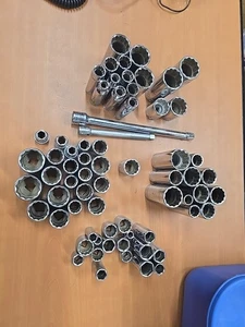 S-K Tools USA 67-teiliges Steckschlüsselsatz mit 1/2 Zoll Antrieb & 3/8 Antrieb Sae & metrisch 25,5 # - Bild 1 von 14