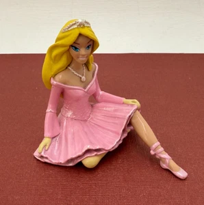 Mattel 2010 ☆ Barbie ☆ Decopac Sitting Ballerina PVC Cake Topper Figure - Bild 1 von 4