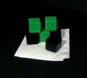 NEU Set 6 leere schwarz grün 16 mm Würfel mit Aufklebern - Spiele Mathe RPG - Bild 1 von 1