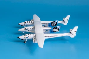 (Muy Raro) 1:200 JC Wings VG2002 Virgin Galactic N348MS (Nueva Librea) Con Soporte - Imagen 1 de 6