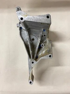 2015 Chevrolet Tahoe Alternator Multi Purpose Bracket 5.3L OEM 12626078 - Picture 1 of 9