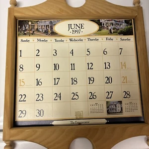 Wooden Frame Calendar or Picture Holder Made in Canada 14.25"x17.25" - Picture 1 of 5