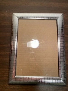 Sheffield Homes Picture/Photo Frame 5” x 7” Shiney Silver w Square Design Great - Picture 1 of 9
