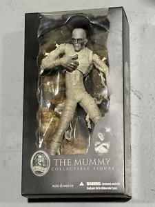 2014 9" Mezco Universal Studios The Mummy Collectible Figure - Picture 1 of 3