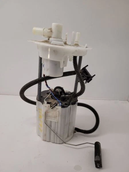 2013-2022 CHEVROLET TRAX Fuel Pump Assembly AWD Opt F46 13516865 - Image 1 of 4