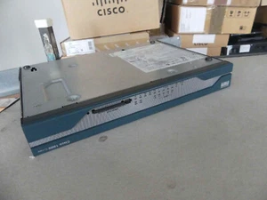 Cisco - CISCO1812/K9 - Dual Ethernet Security Router with ISDN S/T Backup - Bild 1 von 4