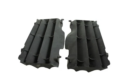 KTM 350 EXC F 2016 OEM PROTECTOR DE RADIADOR DERECHO PROTECTOR PERSIANA VENTILACIÓN B4503 Foto 1 de 2