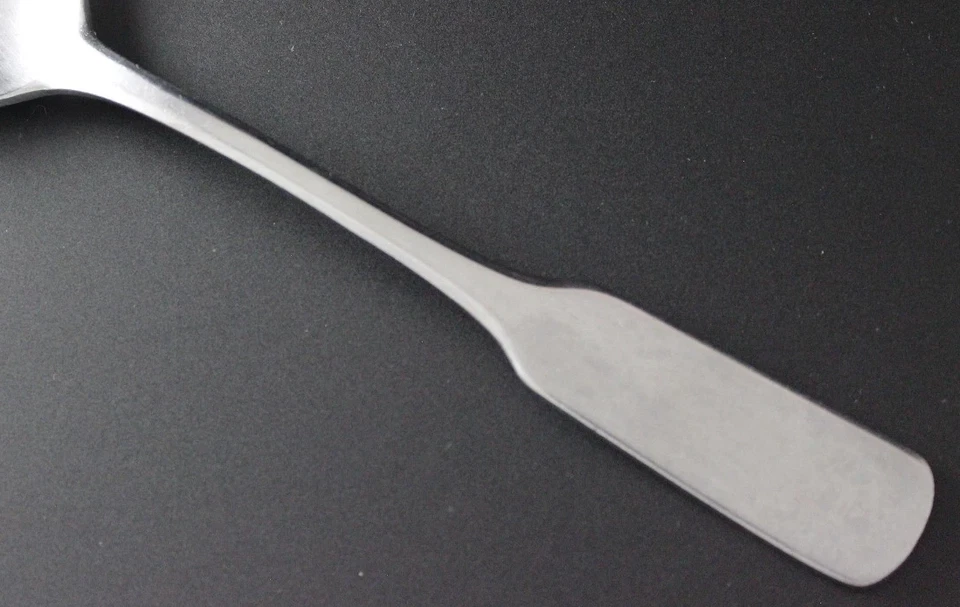 Cubiertos cubiertos Retroneu CAMBRIDGE acero inoxidable 18-0 brillante Corea - TU ELECCIÓN Foto 1 de 1