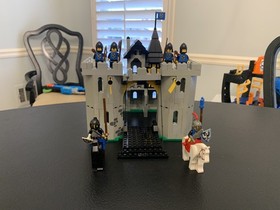 Lego - Black Falcons Fortress 6074 - Complete - No Manual - free shipping!