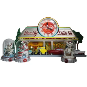 Lot of 4 Coca-Cola: Dine-In Sign & 3 Polar Bear Globes - Picture 1 of 5