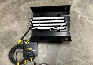 (2x) Kino Flo 2ft x 4 Bank Kit W/ Eggcrate, Ballast, And Connection Cord! - Picture 1 of 3