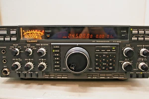 Yaesu FT-990 HF Transceiver Powers On Partially Tested - Picture 1 of 14