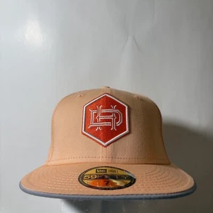 New Era 59FIFTY Houston Dynamo Salmon MLS Fitted Hat NEW 7 - Picture 1 of 7