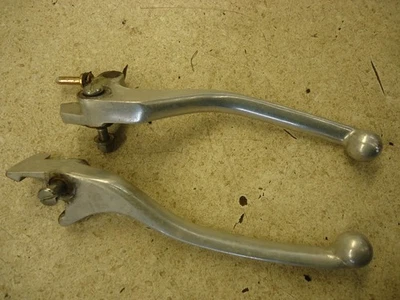 HONDA SHADOW VT1100 ЛЕВЫЙ ПРАВЫЙ РЫЧАГ ТОРМОЗНАЯ МУФТА VT1100C ОРИГИНАЛЬНЫЙ КОМПЛЕКТ ПАРА - Изображение 1 из 4