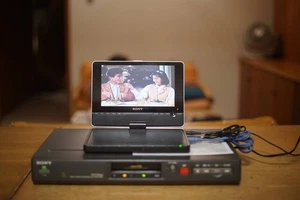 Sony EV-PR1 Hi8 Lettore Video Deck Videoregistratore 8mm 100V - Foto 1 di 6