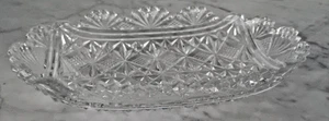 Vintage Clear Pressed & Cut Glass 7 "x 4 1/2" Candy Nut Condiment Dish - Picture 1 of 2