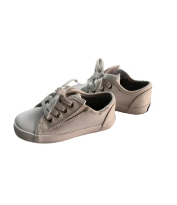 Zapatillas planas blancas Keds para niñas pequeñas 6M, usadas Foto 1 de 4