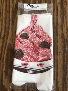 Vintage Package Of 6 Plastic Spaghetti And Meatballs Bibs - Picture 1 of 3