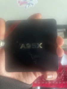 NEXBOX A95X TV BOX Wired Or WIFI Stream Android TV BOX 4k New Nos - Picture 1 of 1