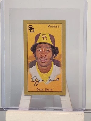 2025 Topps T205 - Ozzie Smith, Ozzie Smith Piedmont Back Padres Cardinals - Image 1 of 2