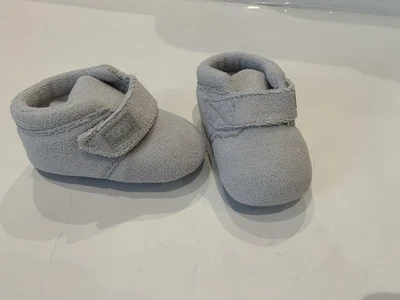 Botines de bebé UGG bebé gris claro, talla 04/05 Foto 1 de 4