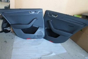 Türverkleidungen hinten links rechts Sonnenrollo Orig.Skoda Superb 3V Combi 2022 - Bild 1 von 12