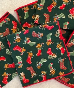 6 Vintage Christmas Cocktail Napkins with Toy Stuffed Stockings A303 - Picture 1 of 5