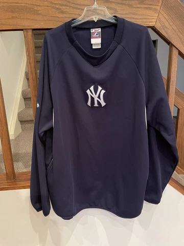 NEW YORK YANKEES- SWEATSHIRT- MAJESTIC -MEN'S -XL Cover