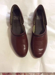 EXCELLENT CONDITION Vintage Thom Mcan Men's Leather Lounging Shoes - 8.5 M - Picture 1 of 2