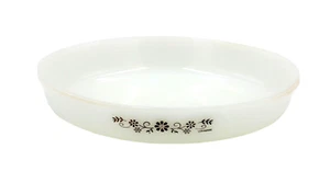 Brown Betty Daisy Termocrisa Dynaware #18 Milk glass 10" oval casserole Vintage - Picture 1 of 7