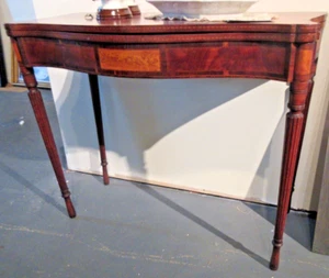 ANTIQUE AMERICAN FEDERAL PORTSMOUTH CARD TABLE W/FLAME BIRCH ANTIQUE CIRCA 1810 - Picture 1 of 13