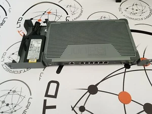 Juniper Networks SRX300 Services Gateway with Rack Mounting Kit and original PSU - Afbeelding 1 van 1