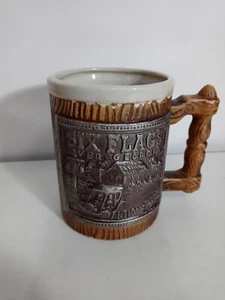 Vintage Six Flags Fiesta Texas Vergnügungspark Kaffeebecher seltene Holzmaserung - Bild 1 von 4
