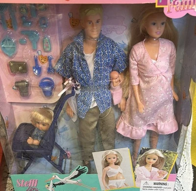 Juego de colección Steffi Love Happy Family de Simba Toys/sin usar, en caja-Steffi-Kevin & Timmy Foto 1 de 4