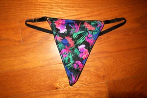❤️ S ❤️ VICTORIA'S SECRET ❤️ G V-STRING TANGA SATIN ❤️ SEHR SEXY BLUMEN HÖSCHEN - Bild 1 von 3