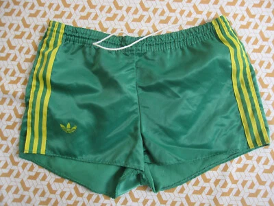 Short Adidas Ventex vert jaune Nantes Vintage satin brillant Polyamide 80'S - 85 - Photo 1/4