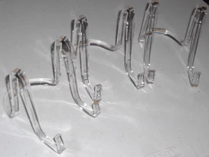 3 New Clear Acrylic Ribbon-Style Picture Display Easel, 4.5" H x 4" W x 5.5" D - Picture 1 of 3