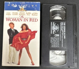 The Woman In Red VHS Gene Wilder Kelly LeBrock Gilda Radner Judith Ivey (1984) - Picture 1 of 8